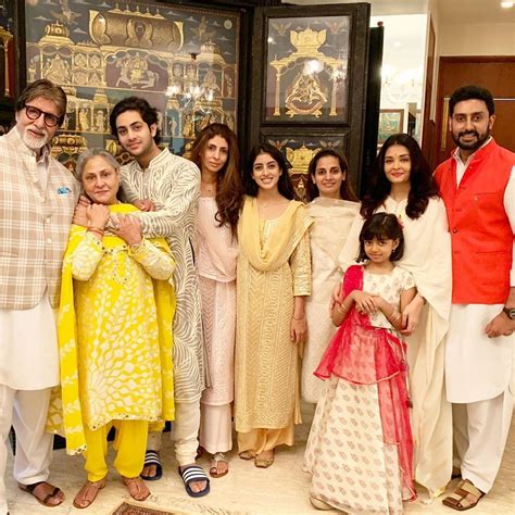 The Bachchan Family Gala: Celebrating Bollywood Royalty and Unforgettable Performances!