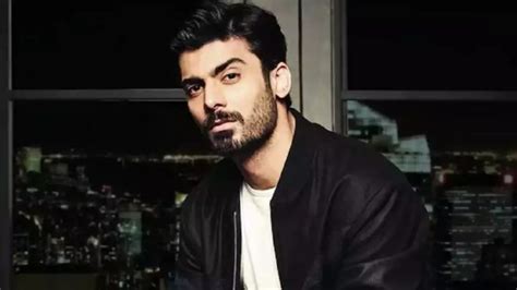 The Karaoke Knockout: Fawad Khan's Unforgettable Debut on the Global Stage